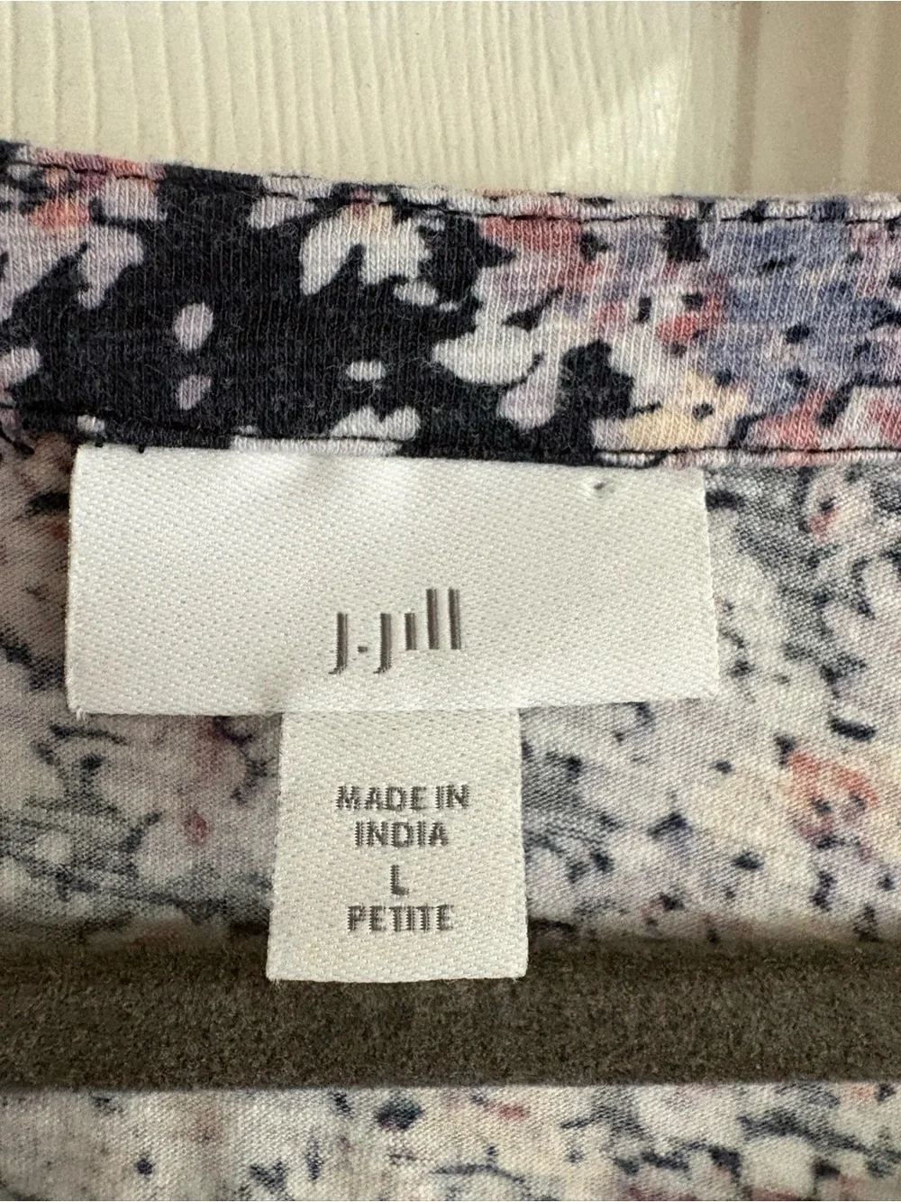 J. Jill blouse top floral v neck tencel modal cotton beach summer vacation LP